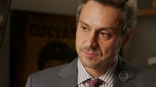 Romero (Alexandre Nero) em "A Regra do Jogo" (Foto: Reprodução/Globo)