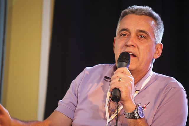 Repórter da Globo, Mauro Naves foi afastado de suas funções na emissora carioca (Foto: Divulgação)