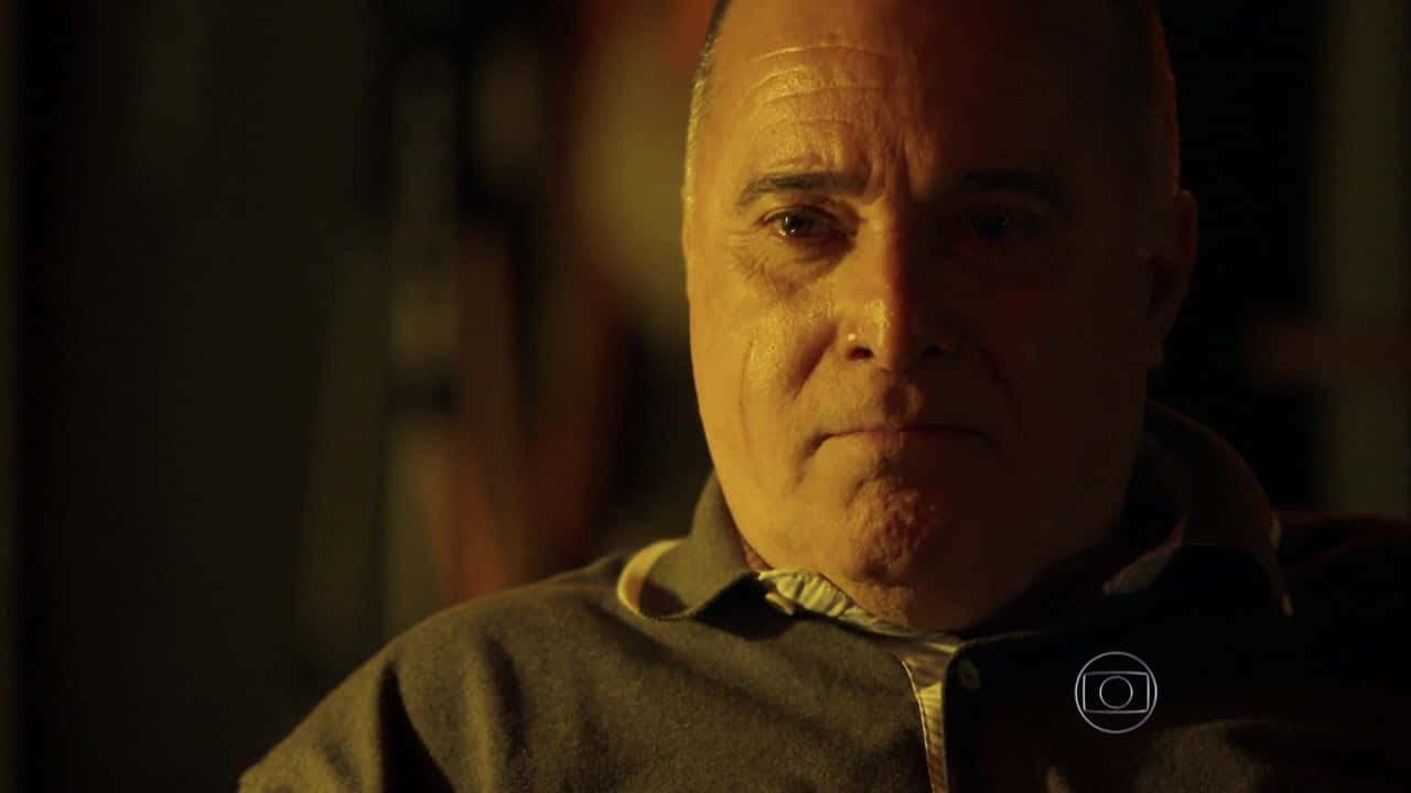 Zé Maria (Tony Ramos) em cena de "A Regra d Jogo" (Foto: Reprodução/Globo)
