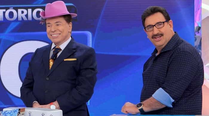 Silvio Santos e Ratinho no "Programa Silvio Santos" (Foto: Lourival Ribeiro/SBT)