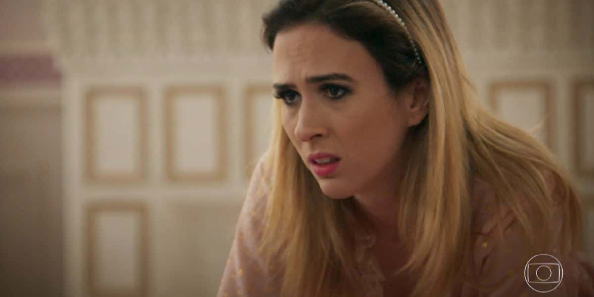 Fedora (Tatá Werneck) em cena de Haja Coração (Foto: Reprodução/Globo)