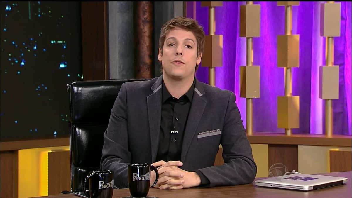 Fábio Porchat na estreia de seu talk show na Record (Foto: Reprodução/Record)