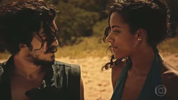 Sophie surpreende Miguel com decisão (Foto: TV Globo)