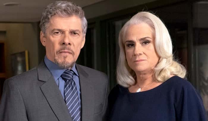 Tião (José Mayer) e Magnólia (Vera Holtz) em "A Lei do Amor" (Foto: Globo/Renato Rocha Miranda)