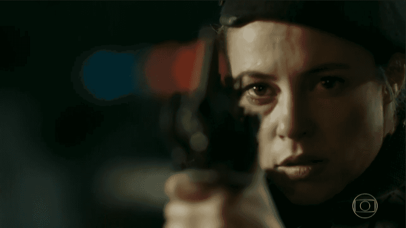 Jeiza (Paolla Oliveira) em cena de "A Força do Querer" (Foto: Reprodução/Globo)