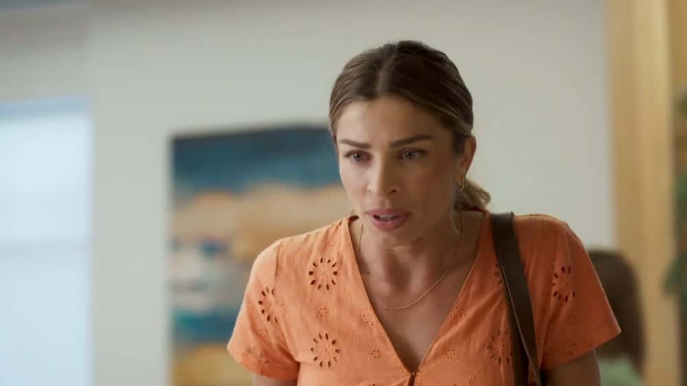 Paloma (Grazi Massafera) em cena de Bom Sucesso (Foto: Reprodução/Globo)