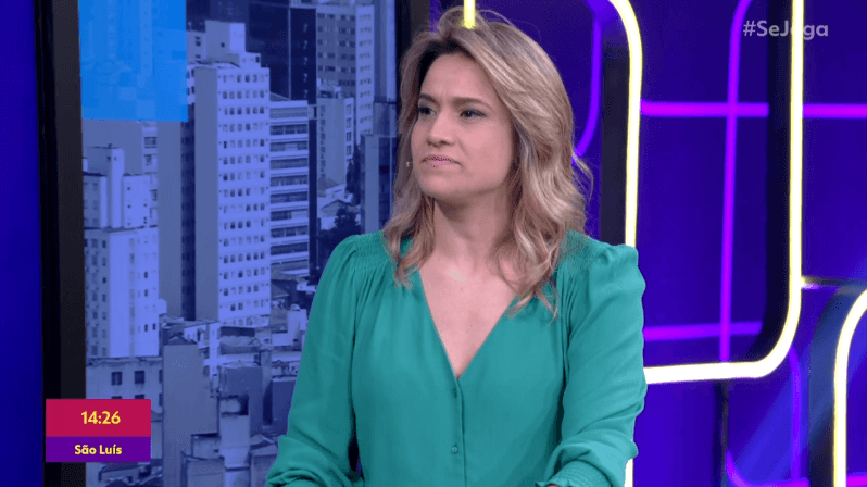 Fernanda Gentil no comando do Se Joga, que fechou semana de estreia atrás das fofocas da Record no ibope (Foto: Reprodução/Globo)