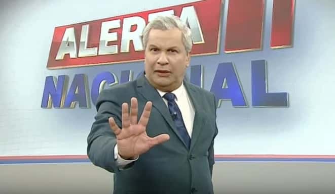 O apresentador causou revolta após fala homofóbica em seu programa (Foto: Reprodução / RedeTV!)