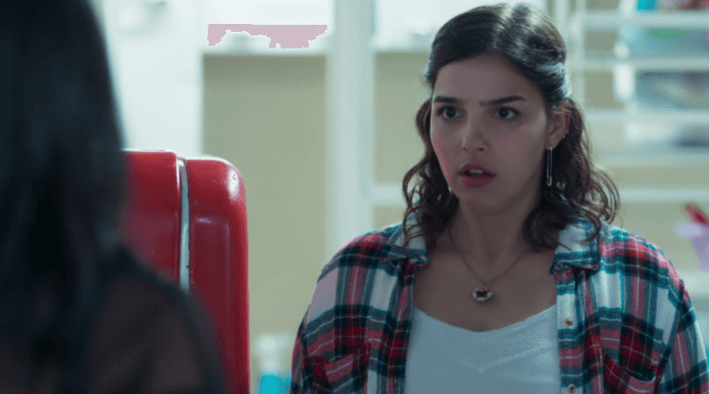 Keyla foi a maior interessada na balada do bebê em Malhação (Foto: Reprodução/Globo)