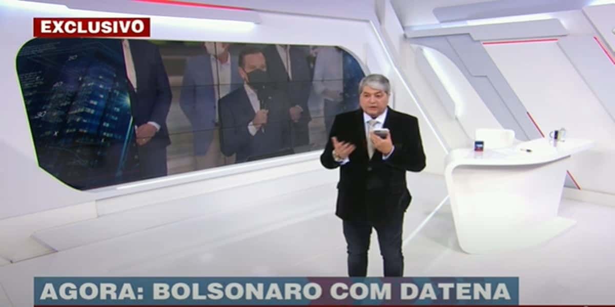 José Luis Datena ligou para Jair Bolsonaro ao vivo no Brasil Urgente (Foto: Reprodução / Band)