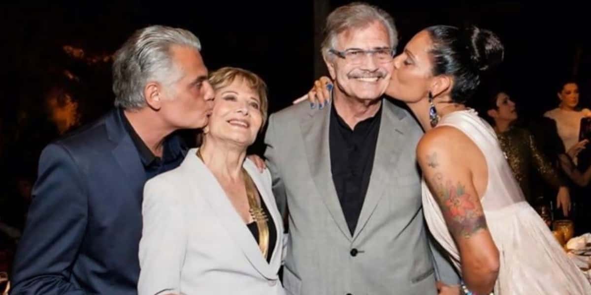 Nora de Tarcísio Meira e Glória Meneses dá detalhes de internação (Foto: Reprodução)