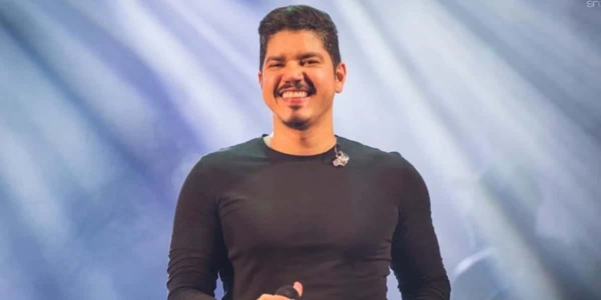 Cantor sertanejo traiu esposa com traficante e agora teme pela vida (Foto: Reprodução)
