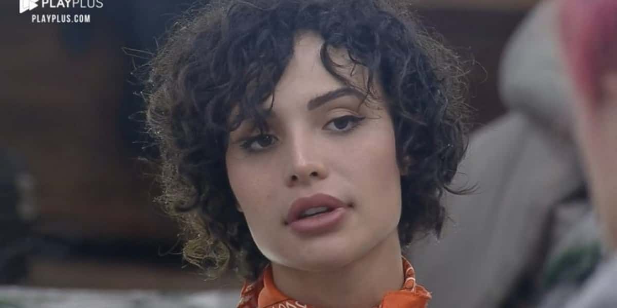 Aline Mineiro lamentou afastamento de MC Gui em A Fazenda 13 (Foto: RecordTV)