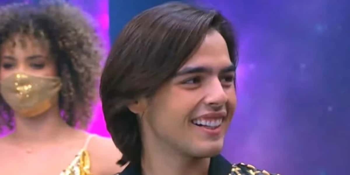 Filho de Faustão abriu o jogo sobre como aprendeu a beijar (Foto: Reprodução)