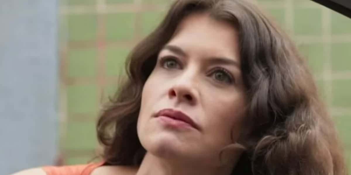 Um Lugar ao Sol: Bárbara larga filha dentro de carro: "Podia ter asfixiado" (Foto: Reprodução)
