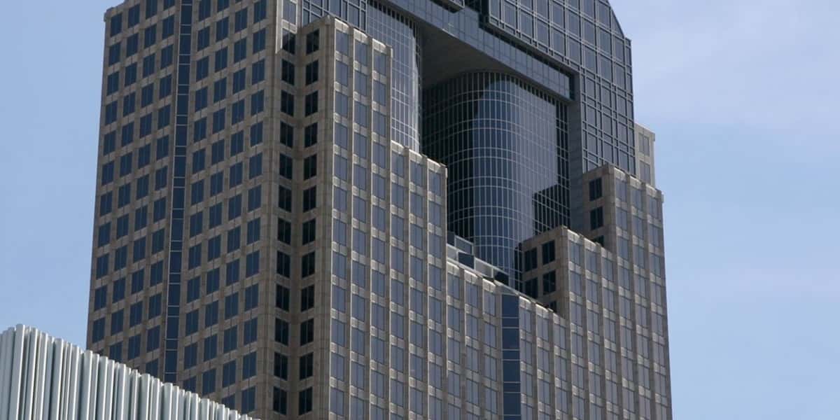 O banco JPMorgan Chase está entre as três principais instituições financeiras do mundo (Foto: Reprodução)