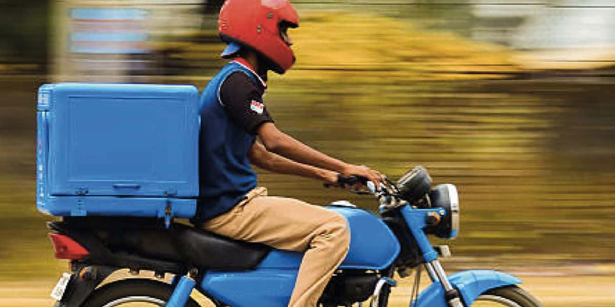 Entregador delivery (Foto: Reprodução / Internet)