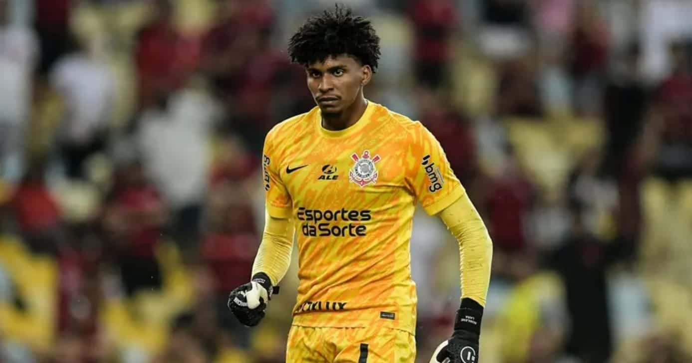 Hugo Souza (Foto: Thiago Ribeiro/AGIF)