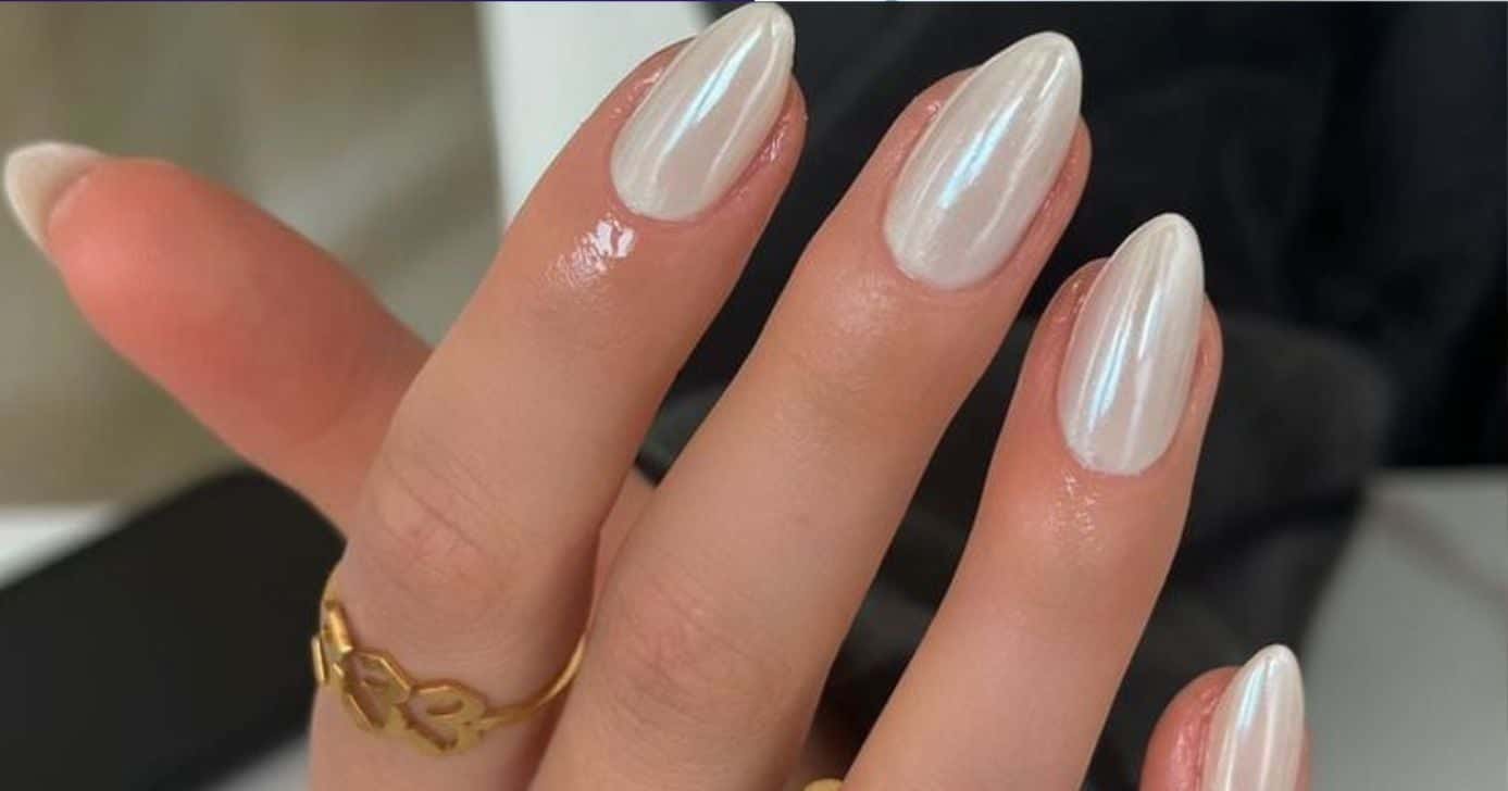 Esmalte com efeito de gel - Foto: Internet
