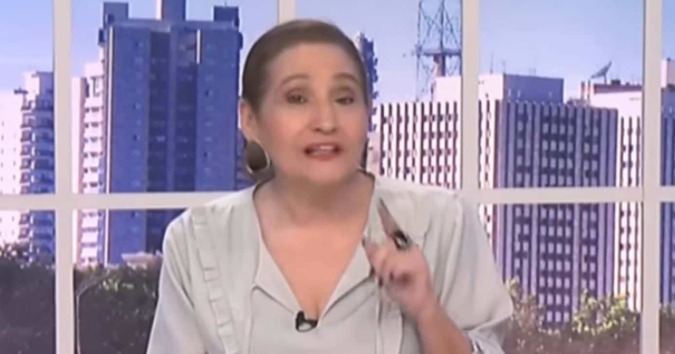 Sonia Abrão no A Tarde É Sua (Foto: Reprodução / RedeTV!)