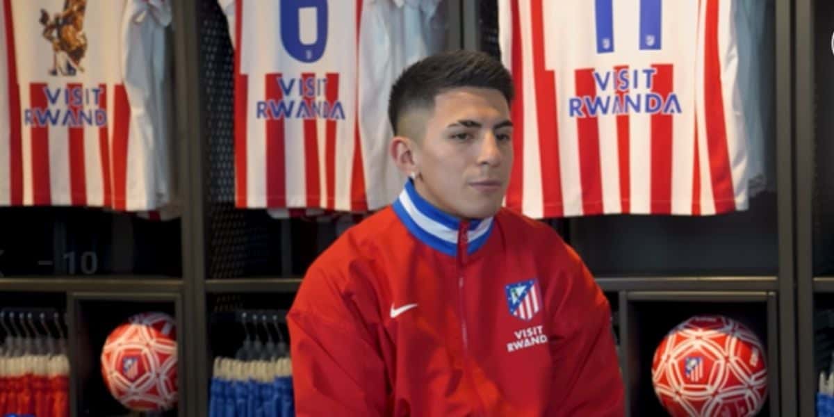 Thiago Almada segue no radar do Flamengo - (Reprodução: Youtube)