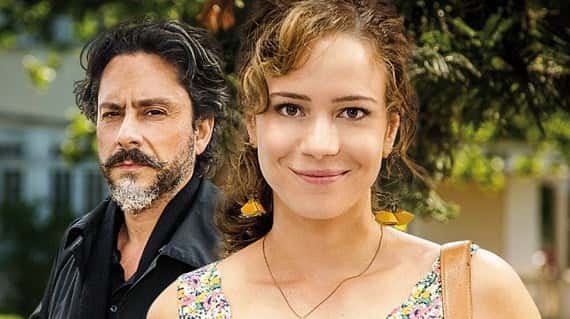 José Alfredo será enganado por Cora