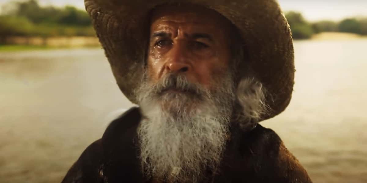 Velho do Rio dará um jeito em jagunço assassino em Pantanal (Foto: Reprodução/Globo)