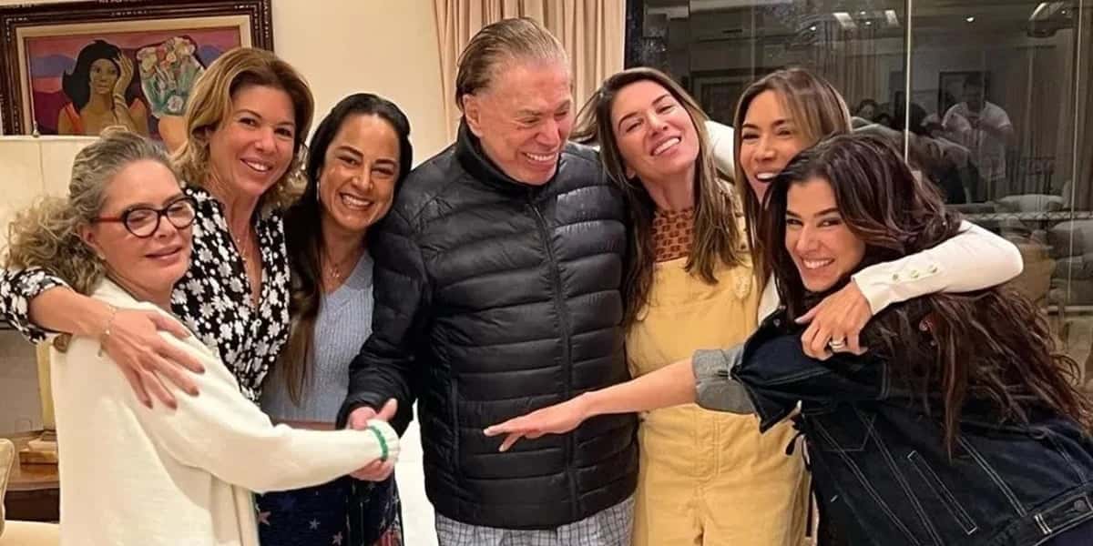 Daniela Beyruti - segunda na imagem - é vice-presidente do SBT (Foto: Reprodução/Instagram)