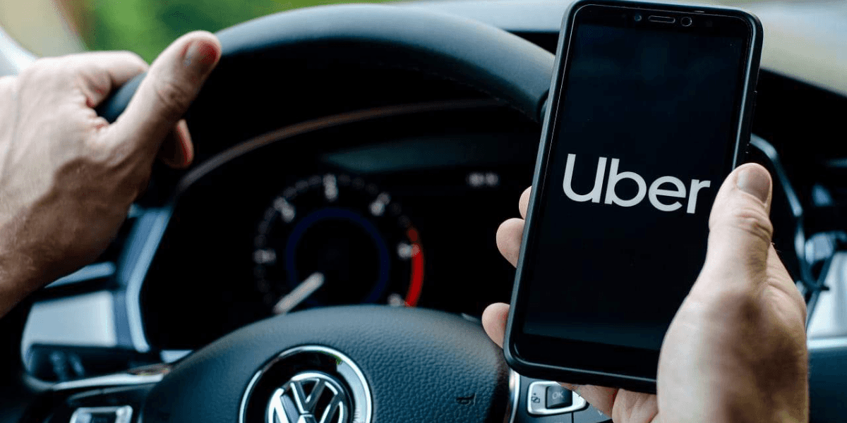 O Uber é um dos aplicativos de mobilidade urbana mais usados (Reprodução/internet)
