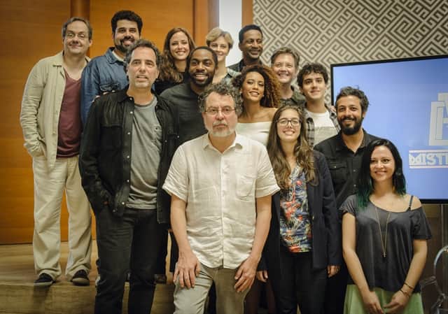Jorge Furtado, Maurício Farias, Lázaro Ramos, George Sauma, Marcelo Flores, Kiko Mascarenhas, Daniel Dantas, Fernanda de Freitas, Taís Araujo, Claudia Missura,Guta Stresser (Foto: Globo/Caiuá Franco) Jorge Furtado, Maurício Farias, Lázaro Ramos, George Sauma, Marcelo Flores, Kiko Mascarenhas, Daniel Dantas, Fernanda de Freitas, Taís Araujo, Claudia Missura,Guta Stresser (Foto: Globo/Caiuá Franco)