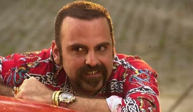 Guilherme Karan em cena da novela o Clone (Foto: Divulgação/Globo) Guilherme Karan em cena da novela o Clone (Foto: Divulgação/Globo)