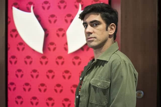 Marcelo Adnet durante esquete no Adnight Show (Foto: Globo/Cesar Alves)