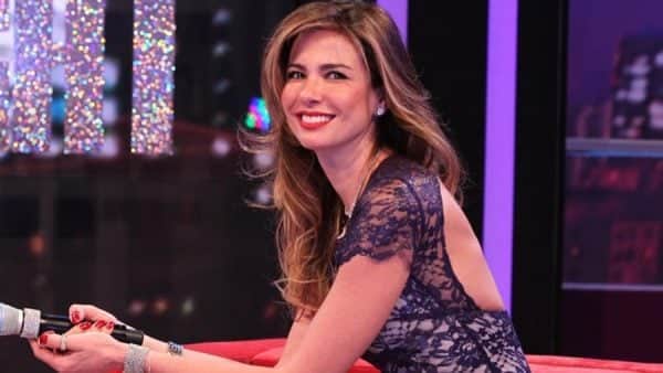 Luciana Gimenez da RedeTV! curte o carnaval em SP Luciana Gimenez da RedeTV! curte o carnaval em SP