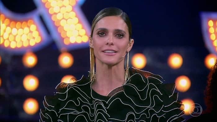 A apresentadora Fernanda Lima no comando do Amor e Sexo (Foto: Reprodução/Globo) A apresentadora Fernanda Lima no comando do Amor e Sexo (Foto: Reprodução/Globo)