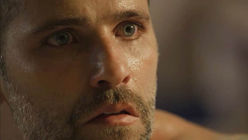 Gabriel se assustará ao ver gato em O Sétimo Guardião (Foto: Divulgação/Globo) Gabriel se assustará ao ver gato em O Sétimo Guardião (Foto: Divulgação/Globo)