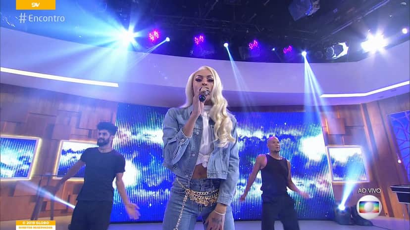 Pabllo Vittar ao vivo na Globo (Foto: Reprodução) Pabllo Vittar ao vivo na Globo (Foto: Reprodução)
