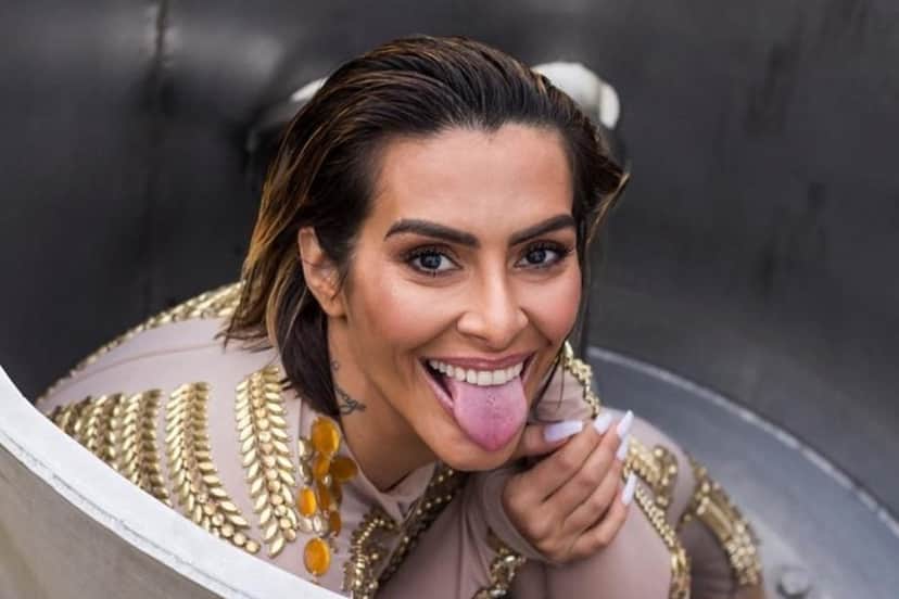 Cleo Pires mostrou o resultado da lipoaspiração (Foto: Reprodução) Cleo Pires mostrou o resultado da lipoaspiração (Foto: Reprodução)