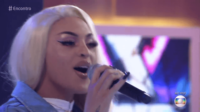 Pabllo Vittar ao vivo na Globo (Foto: Reprodução) Pabllo Vittar ao vivo na Globo (Foto: Reprodução)