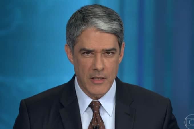 O apresentador William Bonner comeu um prato com formigas (Reprodução: TV Globo) O apresentador William Bonner comeu um prato com formigas (Reprodução: TV Globo)