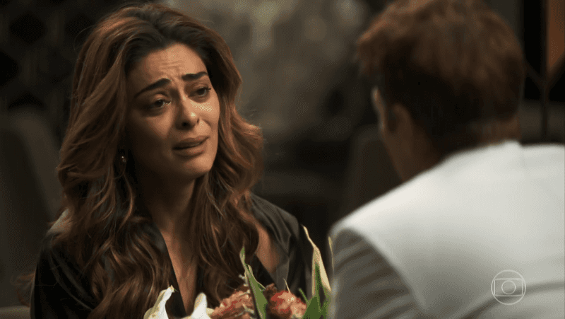 Maria da Paz (Juliana Paes) dará vexame com Régis (Reynaldo Gianecchini) em A Dona do Pedaço (Foto: Reprodução/Globo) Maria da Paz (Juliana Paes) dará vexame com Régis (Reynaldo Gianecchini) em A Dona do Pedaço (Foto: Reprodução/Globo)