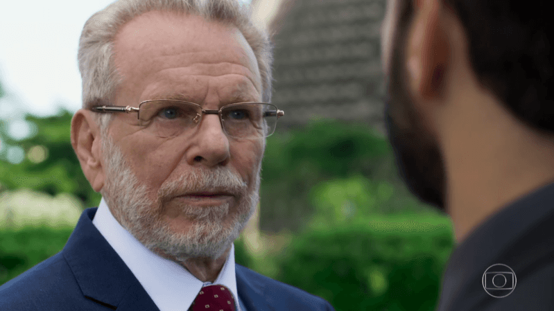 Eric Feitosa (Jonas Bloch) revelará passado de Alberto à Paloma em Bom Sucesso (Foto: Reprodução/Globo) Eric Feitosa (Jonas Bloch) revelará passado de Alberto à Paloma em Bom Sucesso (Foto: Reprodução/Globo)