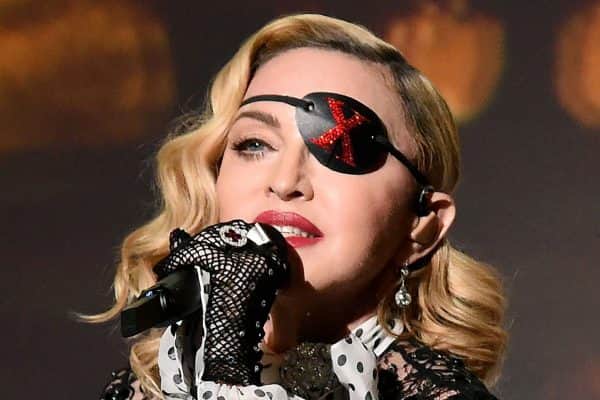 Fã processa Madonna depois de mudança de horário em show (Foto: Reprodução) Fã processa Madonna depois de mudança de horário em show (Foto: Reprodução)