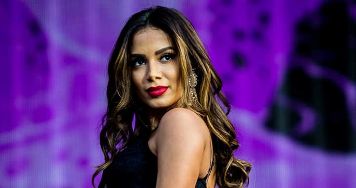 Anitta participou primeira vez do Rock in Rio no Brasil e acabou aumentando o cachê (Foto: Divulgação) Anitta participou primeira vez do Rock in Rio no Brasil e acabou aumentando o cachê (Foto: Divulgação)