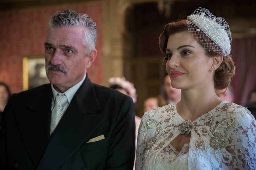 Casamento Assad (Werner Schünemann) e Karine (Mayana Neiva) em cena de Éramos Seis (Foto: Raquel Cunha)