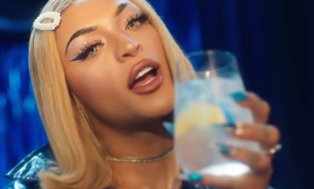 Pabllo Vittar é o mais novo alvo da justiça (Foto: Reprodução) Pabllo Vittar é o mais novo alvo da justiça (Foto: Reprodução)
