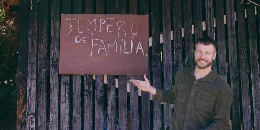 Rodrigo Hilbert erra receita em quadro "Tempero de Família" no "É de Casa" e público não perdoa (Foto: Reprodução/Marina Baggio)