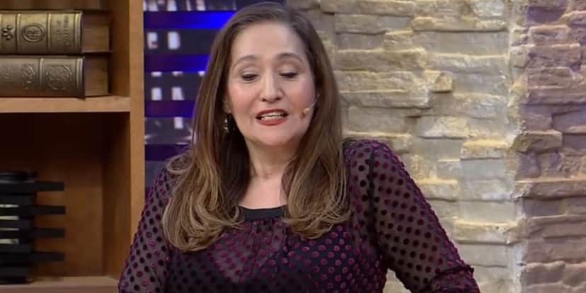 Sonia Abrão lamentou morte de companheira de trabalho (Foto: Reprodução/RedeTV!) Sonia Abrão lamentou morte de companheira de trabalho (Foto: Reprodução/RedeTV!)