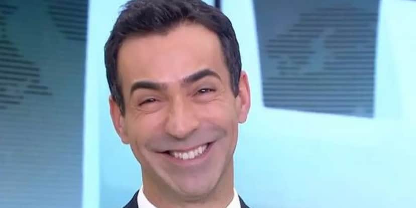 César Tralli no "Jornal Hoje" (Foto: Reprodução/TV Globo) César Tralli no "Jornal Hoje" (Foto: Reprodução/TV Globo)