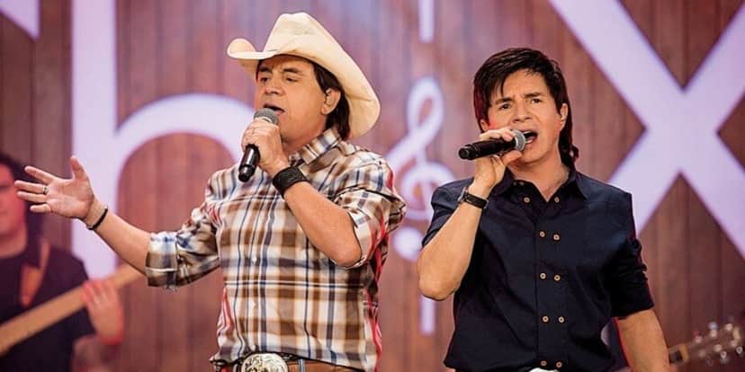 Chitãozinho e Xororó lamentaram a morte do produtor Cleto (Foto: Divulgação) Chitãozinho e Xororó lamentaram a morte do produtor Cleto (Foto: Divulgação)