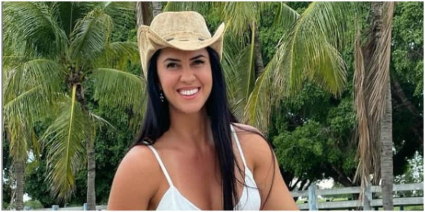 Graciele Lacerda expôs foto íntima nas redes sociais e ganhou comentário de Zezé (Foto: Reprodução) Graciele Lacerda expôs foto íntima nas redes sociais e ganhou comentário de Zezé (Foto: Reprodução)